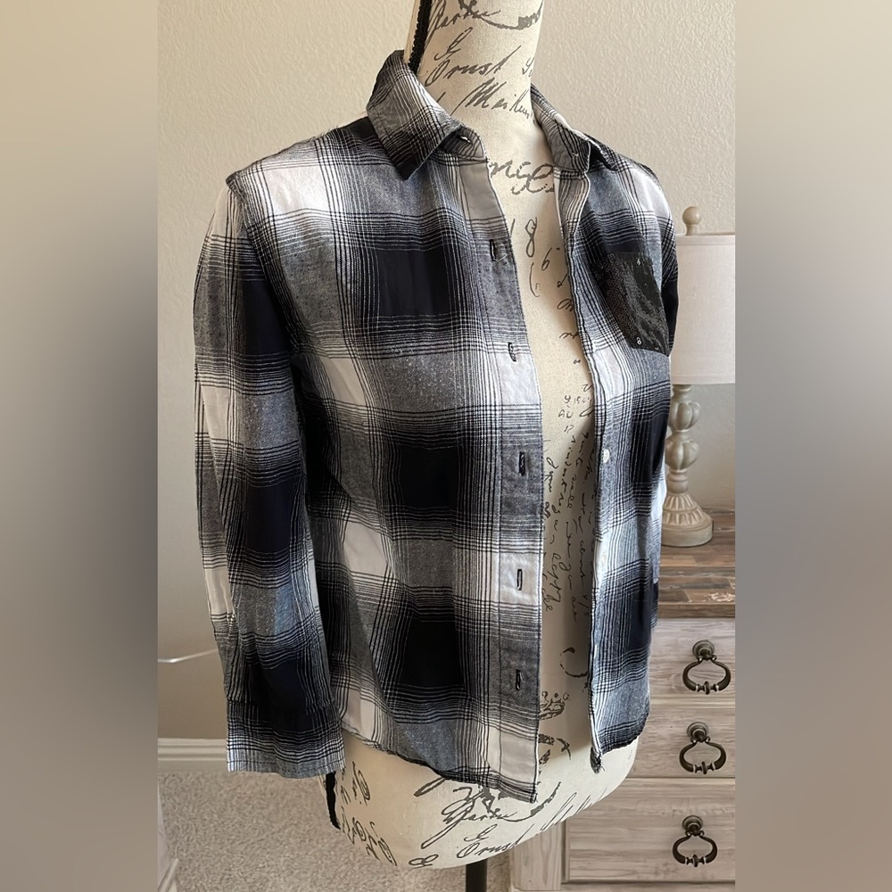 Arizona Jean co. Plaid flannel - Picture 3 of 6